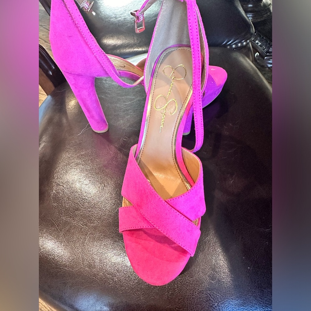 Jessica Simpson high heels